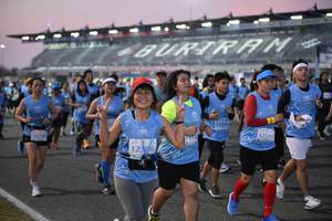 BIB: 5240, 5150, 71215
                            <button type="button" onclick="openModal(10461974)" class="btn btn-primary btn-sm float-right btn-popup" data-toggle="modal" data-target=".modal-high-quality">
                        <i class="fas fa-shopping-cart"></i> Add to Cart
                    </button>
                                            <button type="button" onclick="isThisMe(10461974, true)" class="btn btn-success btn-sm float-right btn-popup btn-isme hidden" data-toggle="tooltip" data-placement="bottom" title="นี่คือรูปของคุณใช่ไหม คลิกที่นี่เพื่อเอาเข้าอัลบั้ม">
                        <i class="fas fa-plus"></i> Add to album
                    </button>
                    <button type="button" onclick="isThisMe(10461974, false)" class="btn btn-warning btn-sm float-right btn-popup btn-isnotme hidden">
                        <i class="fas fa-ban"></i> Remove from album
                    </button>